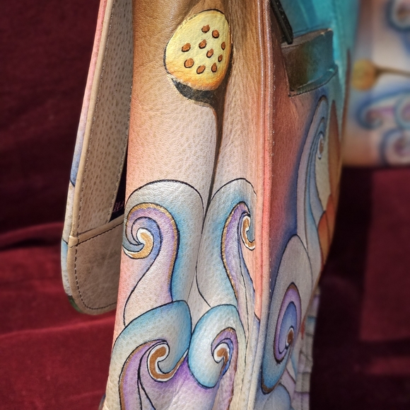 Anushka Leather flap crossbody and coin purse - Picture 9 of 16